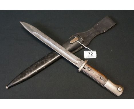 A World War Two / WW2 German K98 Mauser Bayonet, Complete With Scabbard And Frog. 