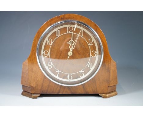 A Smiths "Seltrie" electrical mantle clock