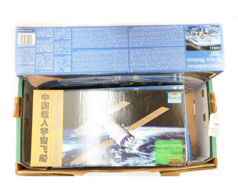 10 Space related unmade kits. 2 Revell- 1:144 International Space Station. Plus a 1:144 Apollo Satin 5 Rocket. Trumpeter 1:72