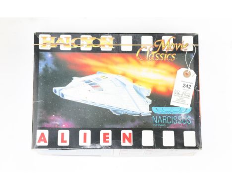 Halcyon Movie Classics kits. Narcissus 1:44 scale from the movie Alien, (kit dated 1991). Unmade with instructions. Boxed, so