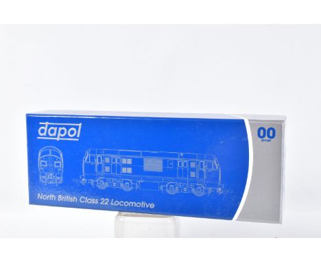A BOXED DAPOL OO GAUGE CLASS 22 NORTH BRITISH LOCOMOTIVE, No.D6315, weathered B.R. green livery (D1000X), Kernow Model Rail C
