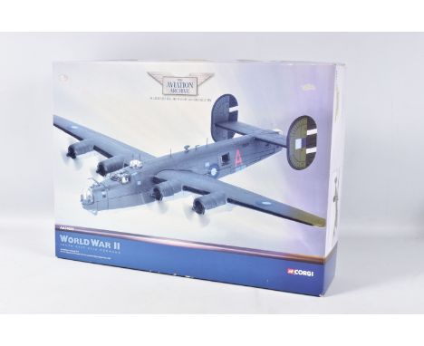 A BOXED CORGI WORLD WAR II CONSOLIDATED LIBERATOR B.VI 1:71 SCALE MODEL AIRCRAFT, numbered AA34009, painted in army green wit