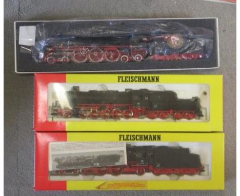 Three HO scale steam locomotives comprising Lilliput 4-6-4 05 Class, Fleischmann 4179 2-10-0 Class 50, some rubbing to paint,