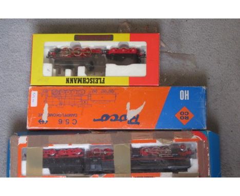 Three HO scale steam locomotives comprising Marklin HAMO 8302 2-6-8, box AF, Fleischmann 4124 0-6-0 Tender Class 53, Roco 411