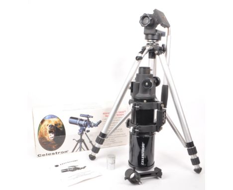Celestron - A vintage 1998 spotting scope model no. 52260, with an 80mm wide view. Housed within the original box, with the T