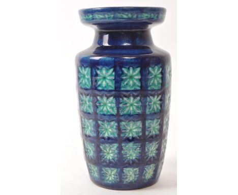Scheurich-Keramik - A vintage mid 20th century 1950s Scheurich West German pottery ceramic pattern 261-15 vase. The vase havi