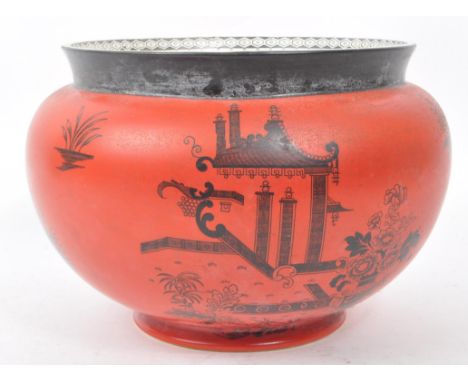 Pountney &amp; Co - An early 20th century Bristol chinoiserie pottery planter, in red and black colours, with a black geometr