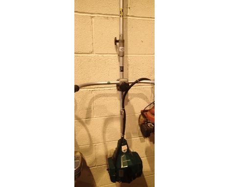 Garden Line petrol garden strimmer with cowhorn bars. Not available for in-house P&P, contact Paul O'Hea at Mailboxes on 0192
