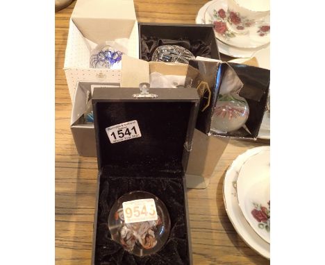 Selection of boxed Caithness and other paperweights. P&amp;P Group 2 (£18+VAT for the first lot and £3+VAT for subsequent lot