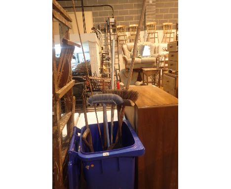Dustbin of garden tools (bin not included). Not available for in-house P&amp;P, contact Paul O'Hea at Mailboxes on 01925 6591