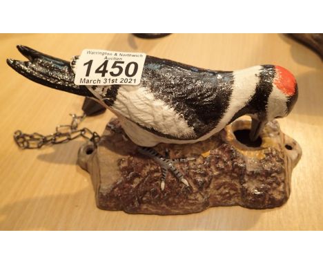 Cast iron woodpecker door knocker, H: 19 cm. P&amp;P Group 2 (£18+VAT for the first lot and £3+VAT for subsequent lots) 