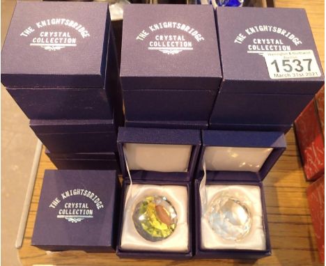 Collection of the Knightsbridge boxed crystal collection paperweights, twelve in total. P&amp;P Group 2 (£18+VAT for the firs