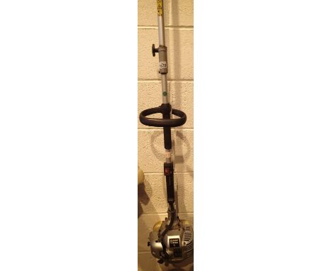 Spear and Jackson garden petrol strimmer. Not available for in-house P&P, contact Paul O'Hea at Mailboxes on 01925 659133Cond
