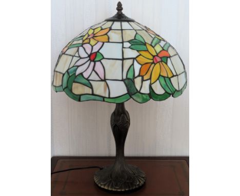Tiffany style decorative table lamp with shade. Approx. 59cm H

Reasonable used condition, not tested for working 