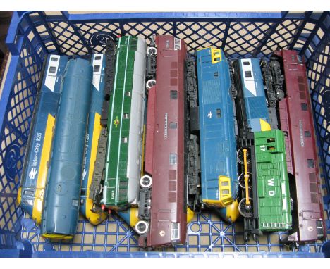 Six Hornby 'OO' Gauge/4mm Inter-City 125 Locomotives, (3 power/3 dummy) fair; one missing a bogie, plus Triang R357 class 31 
