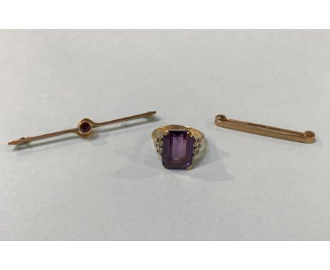 Two 9ct gold brooches and a 9ct gold ring, 8g