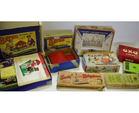Juvenalia - Bayko Meccano, Subbuteo, "00" scale players, nets, etc, Oxo tin with Meccano contents, a Sooty xylaphone, etc, qt