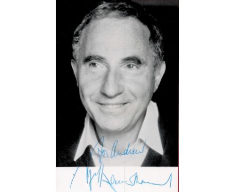 Nigel Hawthorne signed 6x4 black and white photo. Sir Nigel Barnard Hawthorne CBE (5 April 1929 - 26 December 2001) was an En