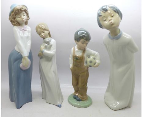 Four Nao by Lladro figures 