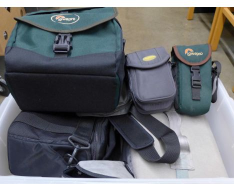 A collection of camera bags **PLEASE NOTE THIS LOT IS NOT ELIGIBLE FOR POSTING AND PACKING** 