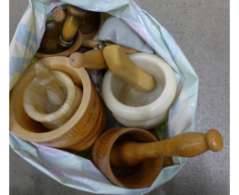 Assorted pestle and mortars, wood, ceramic and brass (11) **PLEASE NOTE THIS LOT IS NOT ELIGIBLE FOR POSTING AND PACKING** 