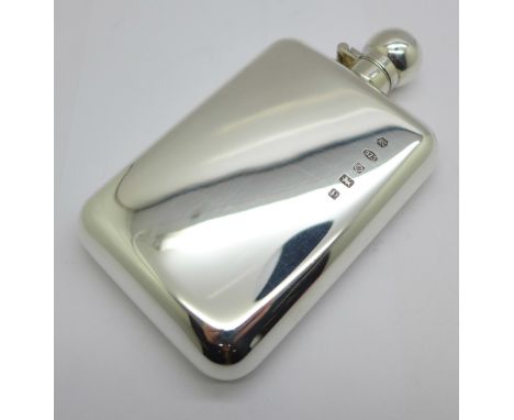 A silver hip flask, Sheffield 1979, 197g 