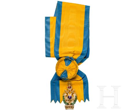 Orden der Eisernen Krone 1. Klasse mit Kriegsdekoration  Buntmetall, vergoldet, beidseitig emailliert, an den Pendilien die S