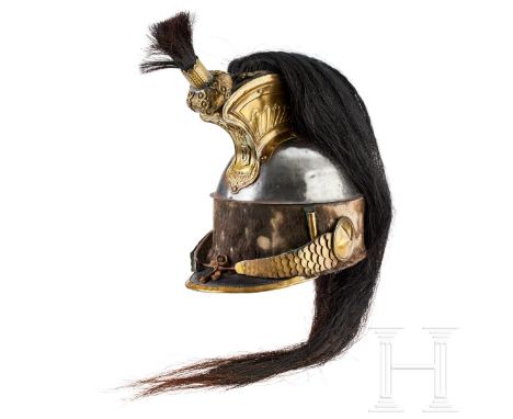 Helm für Mannschaften des 8. Kürassier-Regiments  Stahlglocke mit Messingbeschlägen. Am Scheitel vernieteter Kamm, stirnseiti