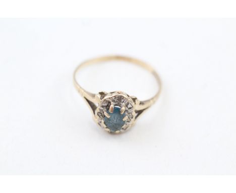 9ct gold vintage blue topaz &amp; diamond cluster ring (1.5g)