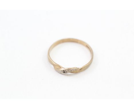 9ct gold vintage diamond ring (1g)