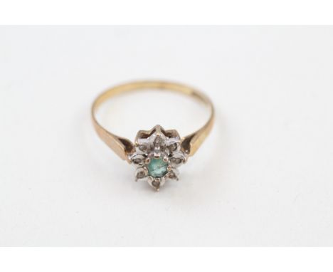 9ct gold vintage emerald &amp; diamond cluster ring, claw set (1.5g)