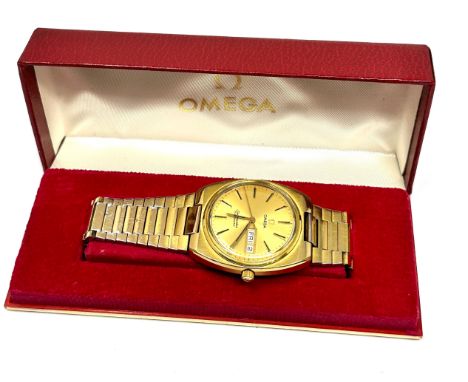 Boxed Vintage Omega seamaster automatic wristwatch the watch is ticking 