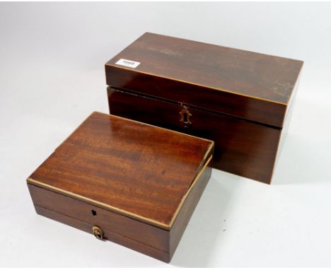 A 19th century mahogany tea caddy with no interior and a mahogany jewellery box with boxwood stringing, 23 x 19cm 