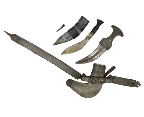 Omani Khanjar dagger, the 19cm curved blade with pronounced medial rib to either side, waisted hilt with dome shaped pommel a