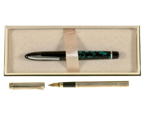 A SILVER FOUNTAIN PEN AND AN AUTOGRAPH GREEN MARBLED ROLLER BALL PEN, BOXED 