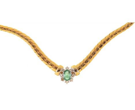 AN EMERALD AND DIAMOND ARTICULATED NECKLACE, OVAL EMERALD 0.6 CT APPROX,  IN GOLD MARKED 585, 42 CM LONG, 27G++IN GOOD CONDIT