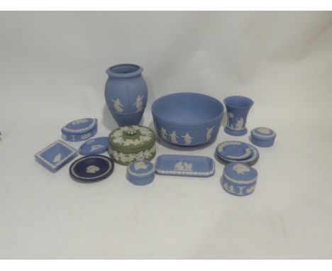 A COLLECTION OF WEDGWOOD JASPERWARE, 2000 VASE, TRINKET DISHES, VASE, DISHES AND A LARGE FRUIT BOWL ETC.... (17)  