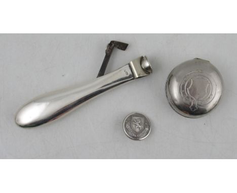 A silver cigar cutter, together with a silver a Bramhall Golf Club button and a silver plated travelling inkwell&nbsp;