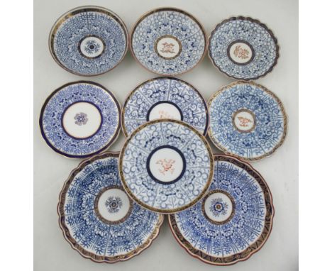 A collection of late 18th/early 19th century Worcester porcelain, decorated in the Royal Lily pattern, comprising 9 plates an
