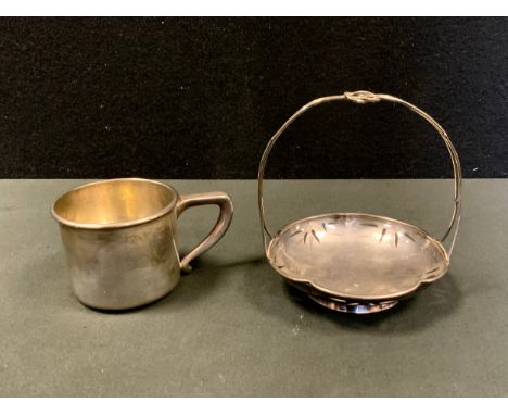 A Gorham sterling silver cup, shape 224, 76g;   Kobe silver pierced bonbon dish, stamped KOBE K H Silver, 90g (2) 