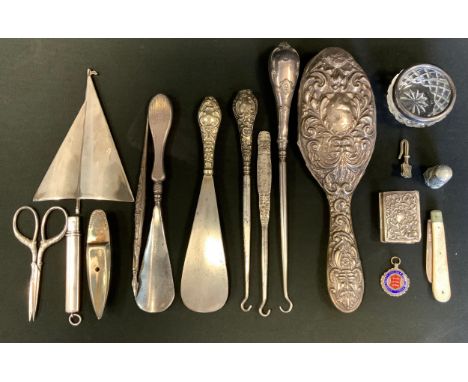 Silver &amp; Plate - a George V silver fruit knife, mother of pearl handle, Sheffield 1915;  pencil case, Chester 1906;  silv