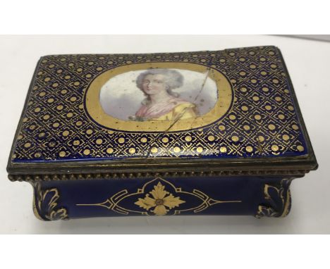 An 18th Century Sèvres porcelain dressing table box of ogee form, the cover with all-over lattice work decoration enclosing a