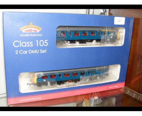 A boxed Bachmann Class 105 Two Car Set - 31-325 