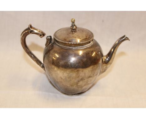 A small Continental silver teapot with reeded edged, 4½" high 