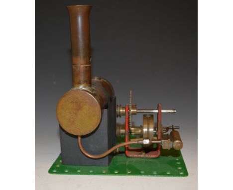 Mamod early model geared stationary steam engine.
