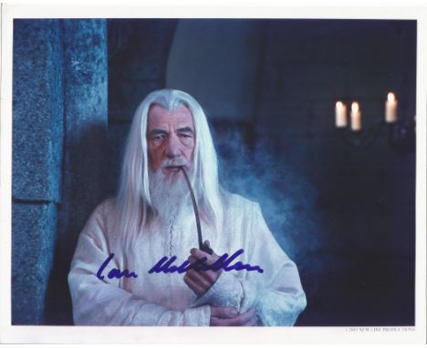Lord of the Rings Ian Mckellen signed 10 x 8 inch colour photo. Good condition Est.
