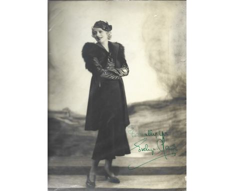 Evelyn Laye vintage signed 12x8 black and white photograph. Laye was an English actress who was active on the London light op