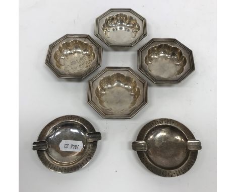 A collection of various small silver wares to include a sterling silver circular dish with beaded edge, 19 cm diameter, a ste