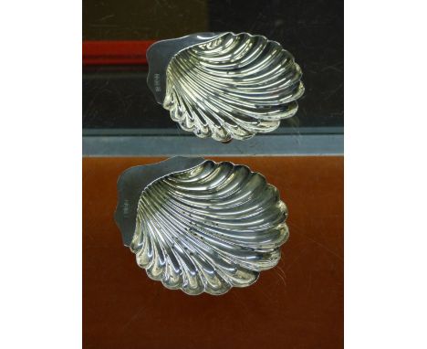 PAIR OF HM SHEFFIELD SILVER SCALLOP SHELL SALTS 