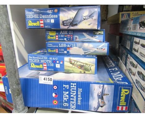 Five Revell 1:32 scale aircraft plastic model kits (5) 